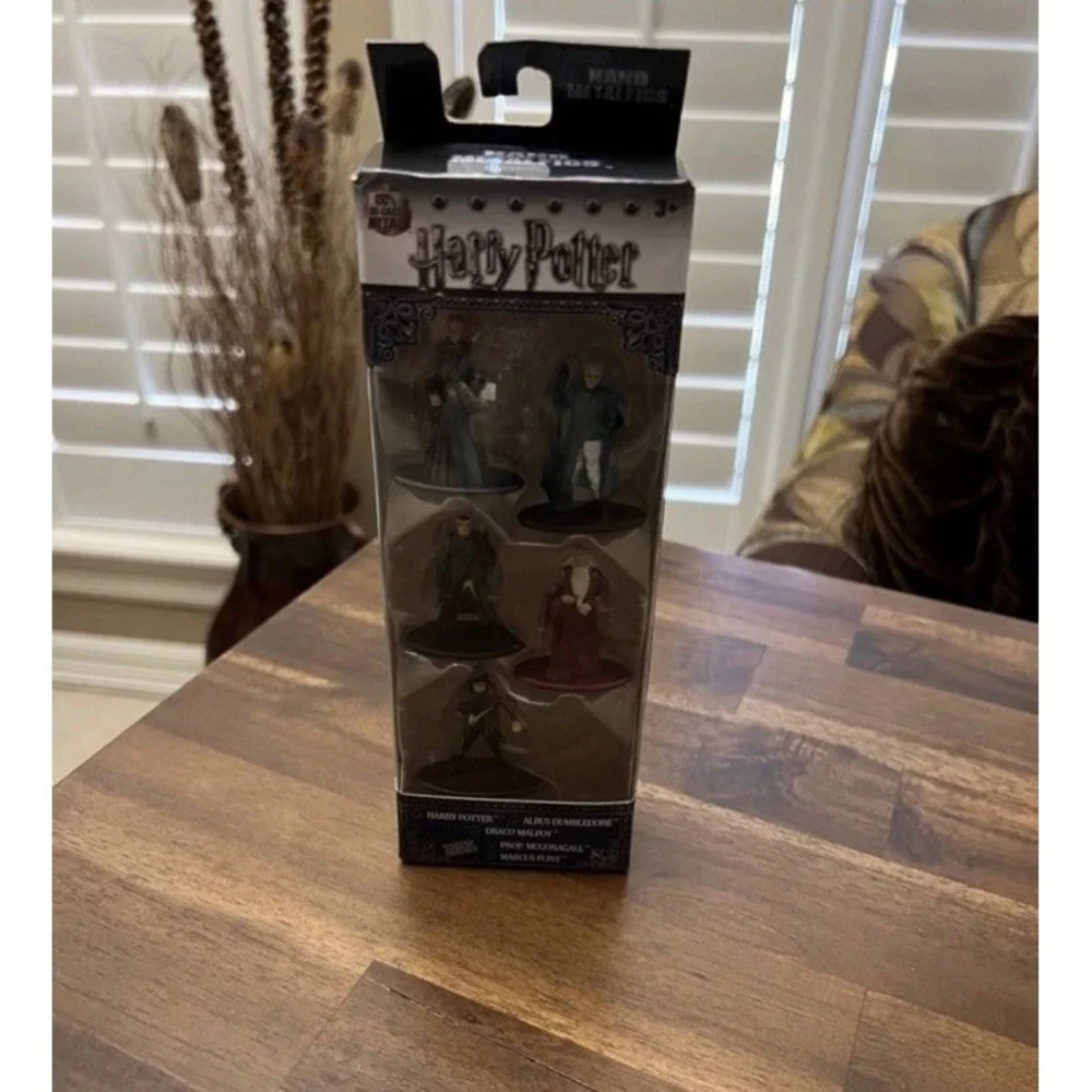 HARRY POTTER NANO METAL FIGURES box set‎